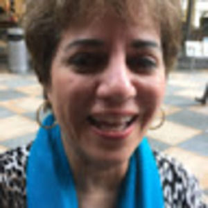 Meet your Posher, Caroline